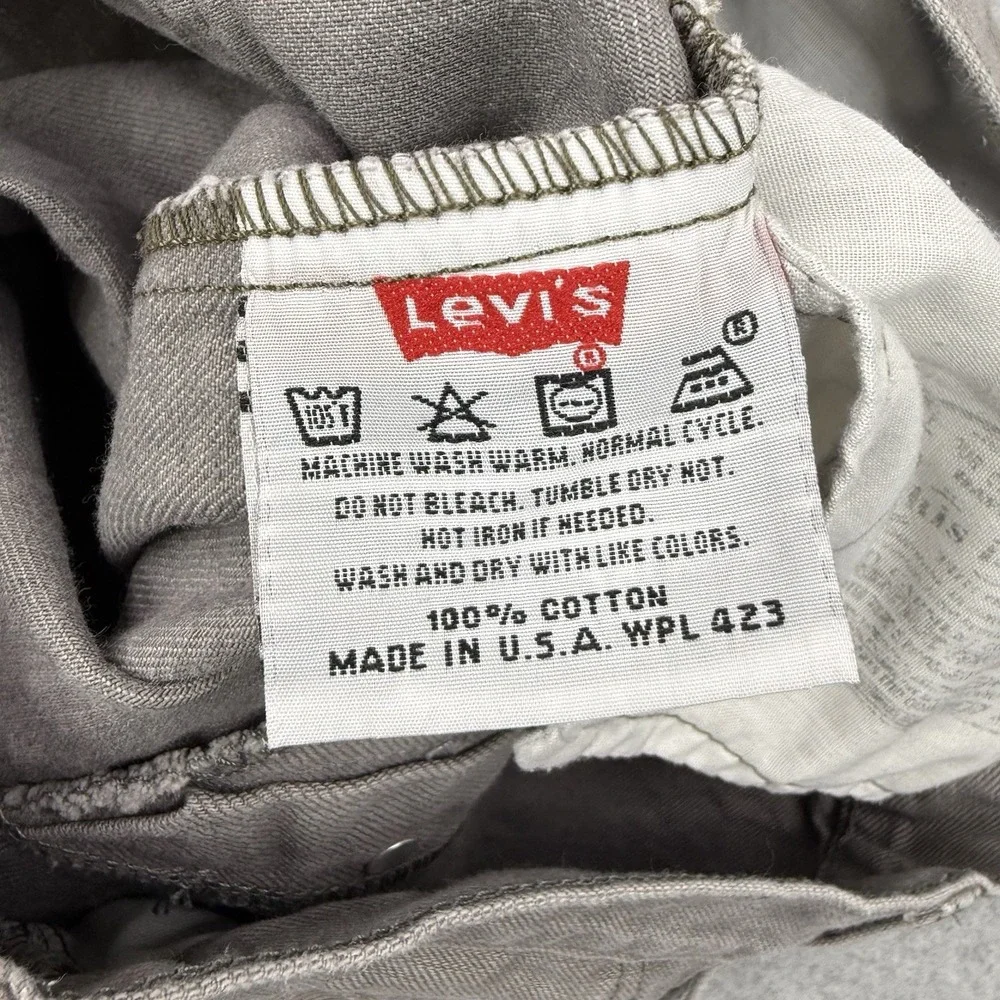 Vintage Levis Jeans Mens 38x30 Gray 501 Straight‎ Leg Button Fly Made In USA